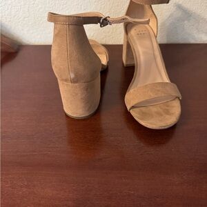 Elegant Tan Block Heel Sandals